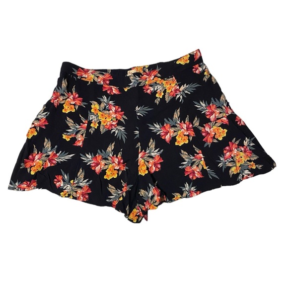 Hollister Pants - Hollister Navy Blue Floral Shorts size small